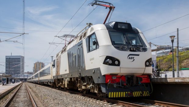 Bakı-Tbilisi-Bakı qatarının hərəkət qrafiki açıqlandı &ndash; FOTO