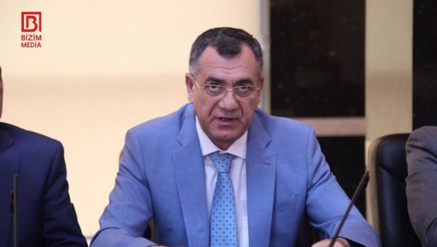 Qüdrət Həsənquliyev: "Məktəblərin yanında heyvanları kəsirlər, başını nümayiş etdirirlər, bu isə&hellip;&rdquo;