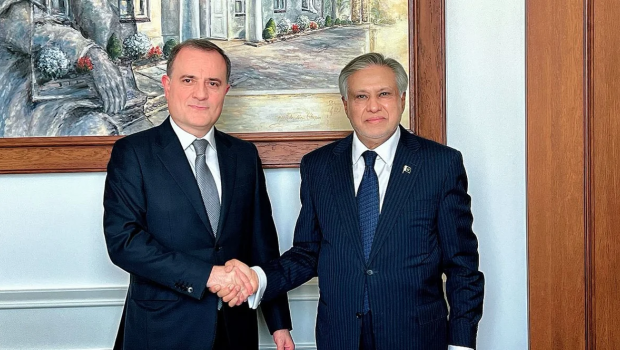 Ceyhun Bayramov İshaq Darla nələri müzakirə etdi? - FOTO
