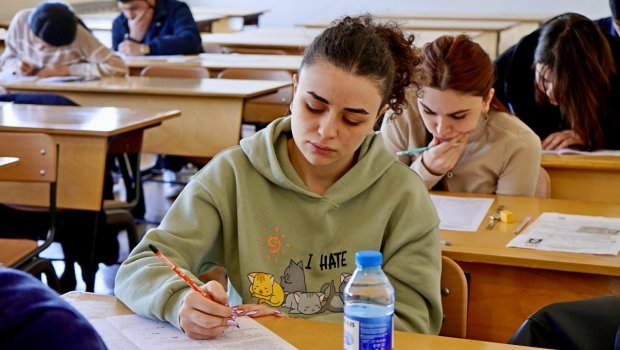 Bakalavrların NƏZƏRİNƏ - Magistratura imtahanının formatı DƏYİŞDİRİLİR?
