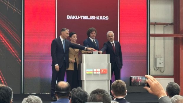 Bakı&ndash;Tbilisi&ndash;Qars dəmir yolu xətti istifadəyə verildi - VİDEO