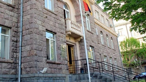 Ermənistan MSK-dan seçicilərə çağırış: Üzərində rəqəm olan geyimlər geyinməyin