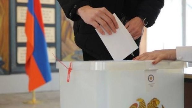 Ermənistanda saat 11:00-a olan seçici fəallığı: 14,48%