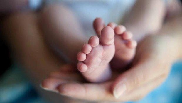 Ötən il evdə baş tutan doğumların SAYI AÇIQLANDI