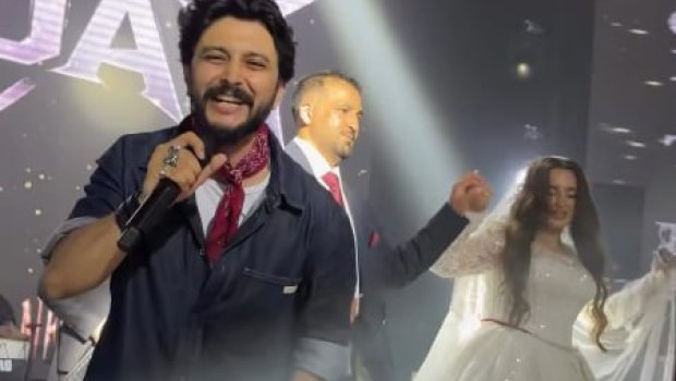 Toyları səhv salıb yarım saat pulsuz oxudu- Video
