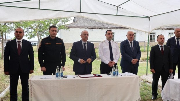 Sakinlər torpaq sahələri ilə bağlı Qusarın icra başçısından kömək istədilər - FOTO