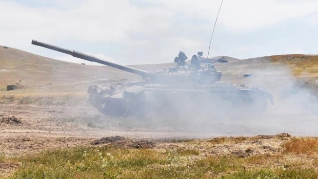Erməni zabit tank təlimlərində HƏLAK OLDU