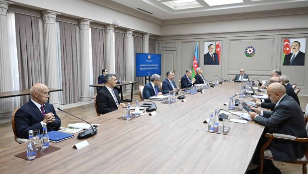 Baş nazir iclas keçirdi