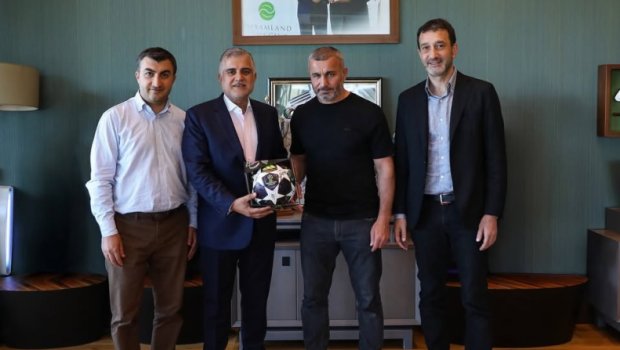 "Qarabağ" klubunun İdarə Heyətinin iclası keçirildi - FOTO