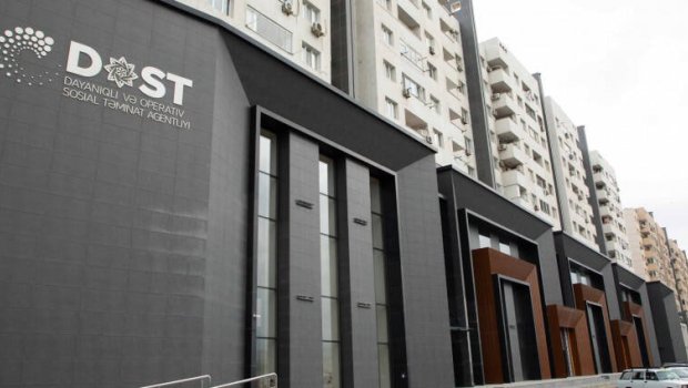 Xırdalanda Dost Mərkəzi yanır