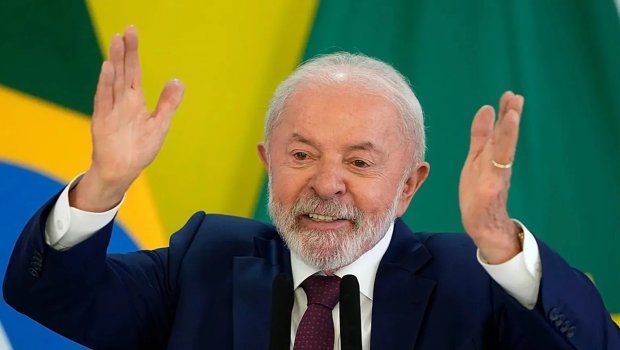 Braziliya Prezidenti yığmadan DÇ-2026-nın kubokunu TƏLƏB ETDİ