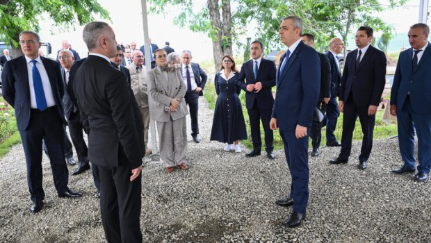 Əlaqələndirmə Qərargahı Daşbulaq kəndində baramaçılığın bərpası ilə tanış oldu - FOTO