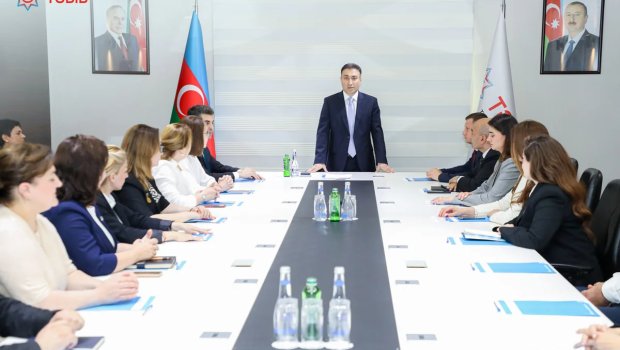 Anar Bayramov Prezidentin təltif etdiyi tibb işçilərini TƏBRİK ETDİ - FOTO