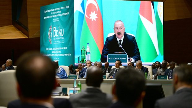 Prezident: Müstəqilliyimizin ilk iki ili humanitar fəlakətlərlə yadda qalıb - VİDEO