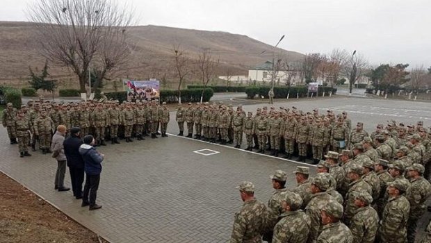 Hərbçilərə ŞAD XƏBƏR: Maaş artımı gözlənilir