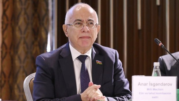 Komitə sədri: &ldquo;Vahid geyim yanaşması təhsil mühitində peşəkar atmosferin mühüm elementlərdən biridir&rdquo;