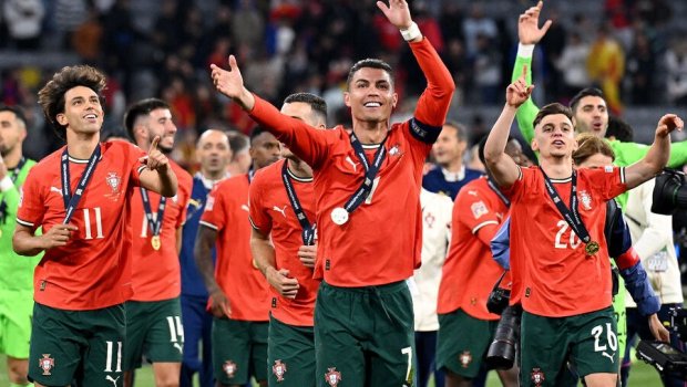 Bacısı Ronaldonun komanda yoldaşlarını sərt TƏNQİD ETDİ: &ldquo;Nankorlar...&rdquo;