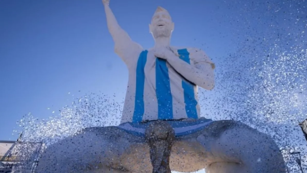 Argentinada Messinin 26 metrlik heykəlinin açılışı oldu - VİDEO