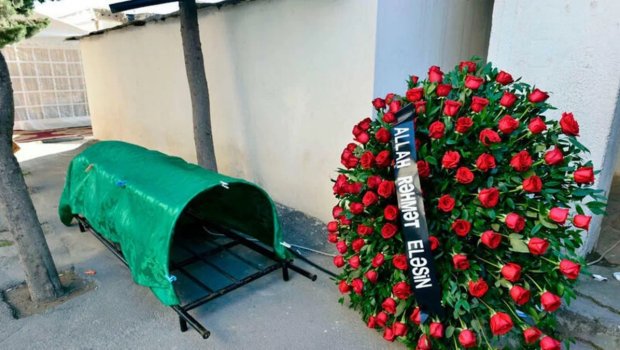 Azərbaycanda universitet əməkdaşı 45 yaşında VƏFAT ETDİ - FOTO