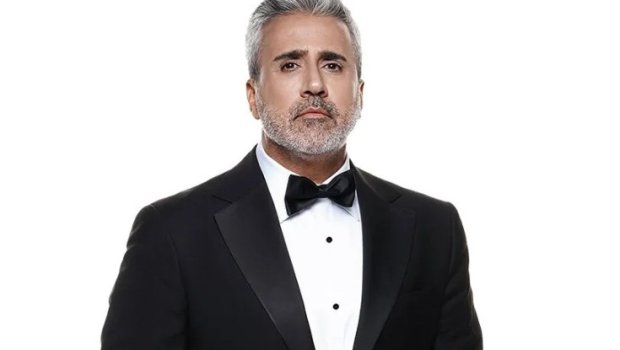 Emrah kirayədən aylıq 10 milyon qazanır