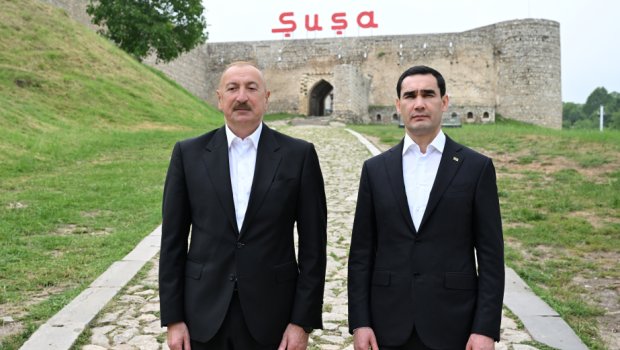 Prezidentlərin Şuşa gəzintisindən yeni FOTOLAR