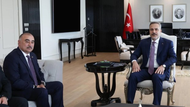 Hakan Fidan səfirimizlə görüşdü