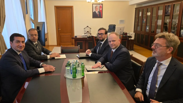 Hikmət Hacıyev: Azərbaycan NATO-nun etibarlı tərəfdaşıdır - FOTO