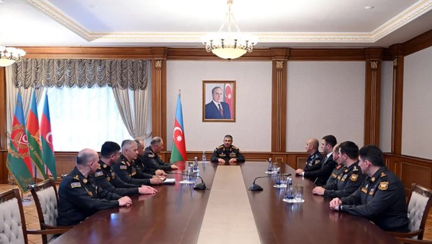 Müdafiə naziri yeni generallara rütbələrini təqdim edib&ndash; FOTO