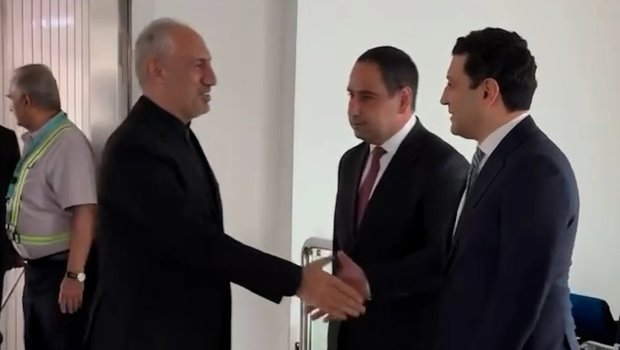 İranın vitse-prezidenti Ermənistanda səfərdədir