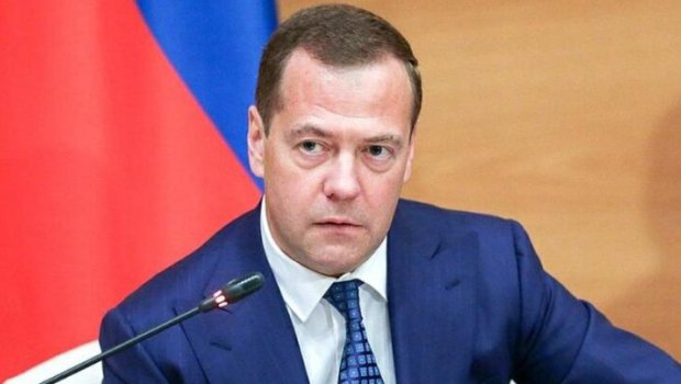 Medvedevdən Polşa prezidentinin yaşadığı sarayla bağlı ÇAĞIRIŞ: &ldquo;Əlindən alınsın!&rdquo; - FOTO