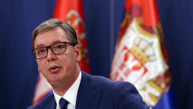 Vuçiç yaxın həftələrdə istefa verəcəyini AÇIQLADI
