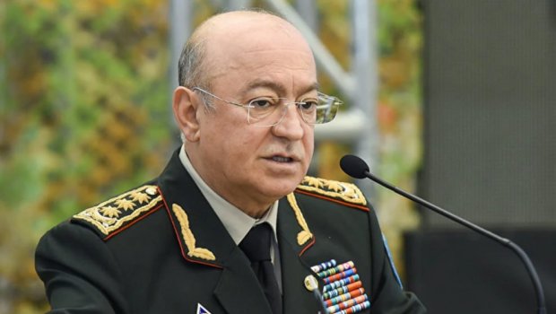Nazir komandiri işdən çıxardı - FOTO