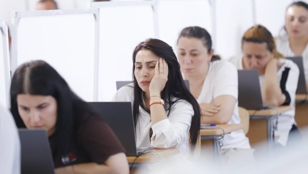 Sertifikasiyada bəzi fənlərə asan, bəzilərinə çətin sual düşüb?