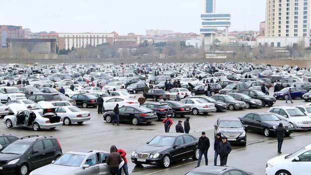 Avtomobil bazarında KƏSKİN UCUZLAŞMA &ndash; &ldquo;Maya dəyərindən də aşağı satılır&rdquo;