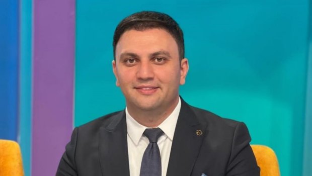 "Ac yatırdım, avtobusa minməyə pulum olmayıb"