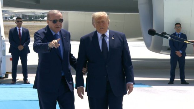 Ərdoğan Trampı hava limanında belə qarşıladı &ndash; FOTO/VİDEO