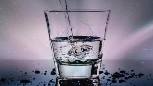 Tez arıqlamaq üçün suya bunu əlavə edin