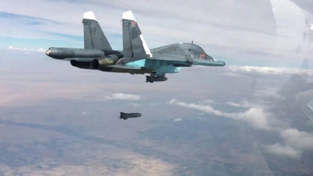 Ukrayna ordusu Rusiya təyyarəsini məhv etdi - FOTO