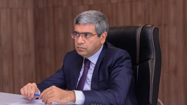 Nazir şöbə müdirini vəzifədən azad etdi - FOTO