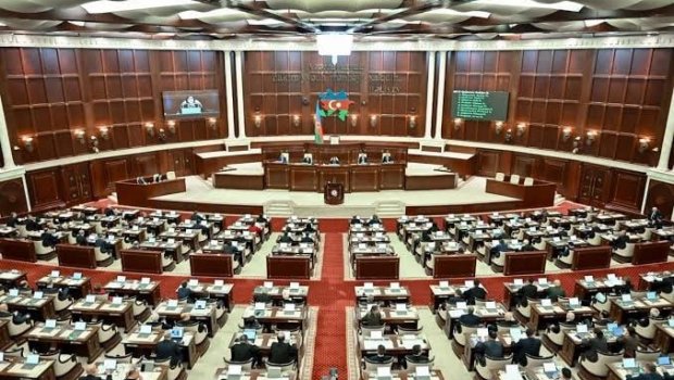 Milli Məclis yeni rüsumların tətbiqi ilə bağlı layihəni QƏBUL ETDİ