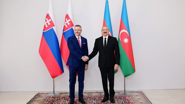İlham Əliyev və Slovakiya Prezidenti Şuşada mətbuata bəyanatlarla çıxış edirlər &ndash; CANLI
