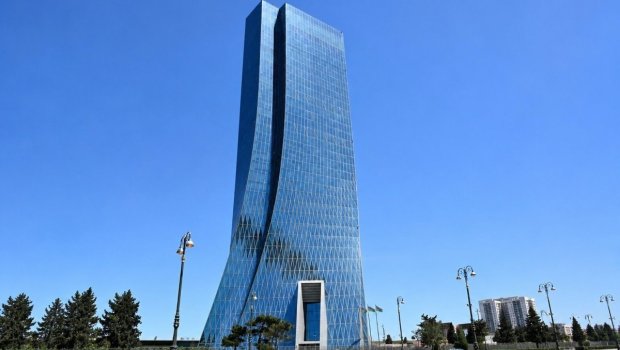 Azər Novruzova Mərkəzi Bankda yüksək vəzifə VERİLDİ - FOTO