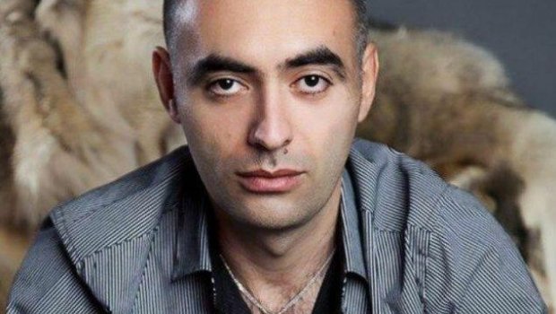 Azərbaycanda müəllim işə qəbul üçün ekstrasens Zirəddinə müraciət etdi &ndash; VİDEO