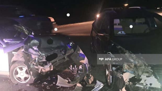 Şəmkirdə VAZ və &ldquo;Volkswagen&rdquo; toqquşdu: Xəsarət alanlar var - FOTO