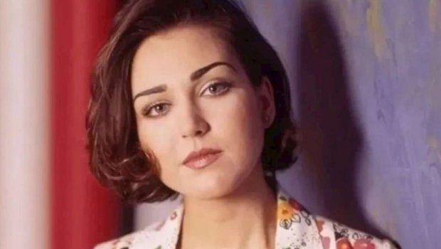 90-cı illərin məşhur müğənnisinin son görüntüsü diqqət çəkdi &mdash; FOTO
