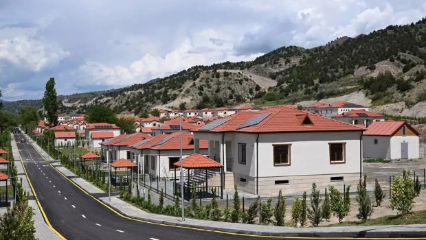 Qarabağdakı yaşayış sahələri ora köçürülmüş məcburi köçkünlərin mülkiyyətinə veriləcək