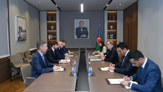 Ceyhun Bayramov Putinin köməkçisini qəbul etdi - FOTO
