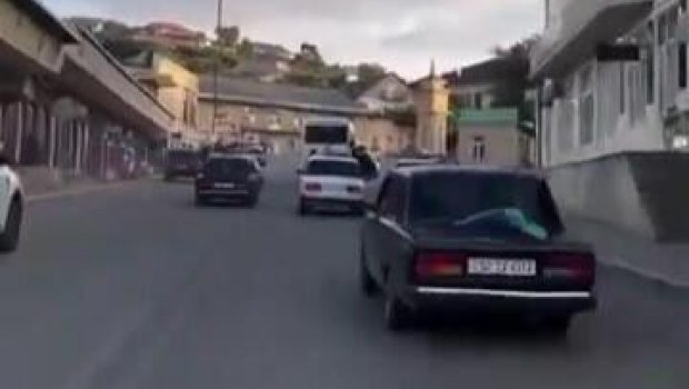 Toy karvanında xuliqanlıq edən sürücülər saxlanıldı &ndash; VİDEO
