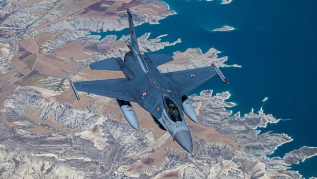 Türkiyənin F-16 qırıcıları Baltikyanı ölkələrin hava məkanında sutka boyu növbə çəkəcək