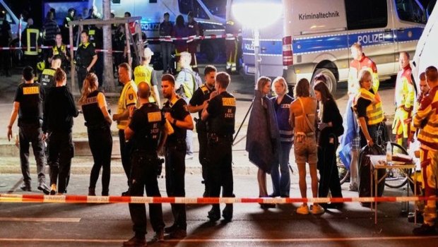 Berlində terror aktı törədən şəxs əməliyyat zamanı öldürüldü